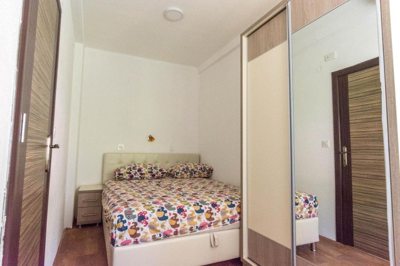 Apartments Elena Budua Esterno foto